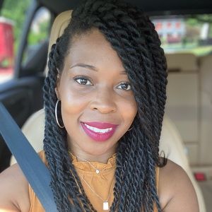 Meet your Posher, Ellana